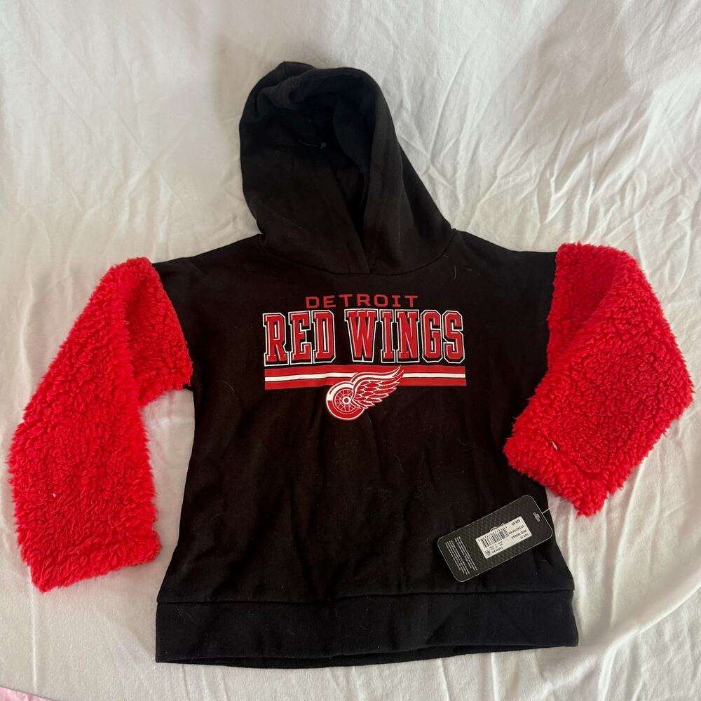 NWT new NHL Detroit Red Wings hoodie size toddler 4T